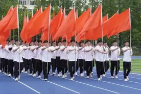 挑战自我，这场校园体育盛会超燃图片