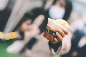 假期在上海去哪儿吃？夜市、咖啡节、时令瓜果、跨界冰淇淋……准备好512g的胃 |五一逛吃指南①图片