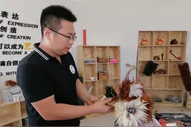 河北滦南：鸡毛掸子韵味浓图片