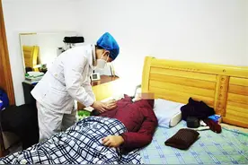 延续护理 患者足不出户享市级医院服务图片