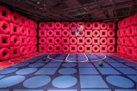 法国跨界艺术家西里尔·兰斯林个展“万维幻境 We Land”在沈阳启幕图片