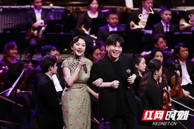 浏阳河畔唱响年代金曲 方琼带你领略老上海的风情万种图片