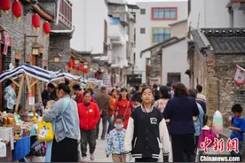 广西千年古镇“修旧如旧” 发展露营经济“火”起来图片