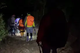 未开放的野长城不是打卡地！昨夜22名游客在箭扣长城被劝返图片