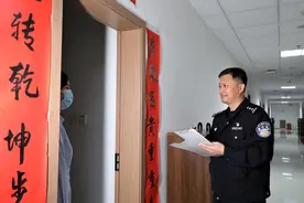 光明警队孺子牛丨张华：精耕社区甘作“苦行僧”，深入基层愿为“守望者”图片