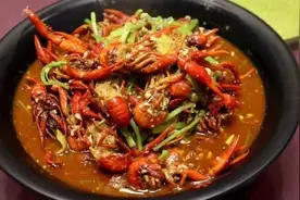 大厨教你学做菜！啤酒小龙虾，夏天的味道来了！图片