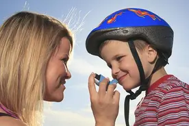 世界哮喘日| 8岁男孩哮喘出现“濒死感”  这些症状要警惕图片