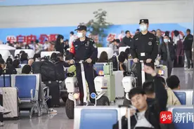 日均6万人次，淮安铁路警方全力保障“五一”假期旅客平安出行图片