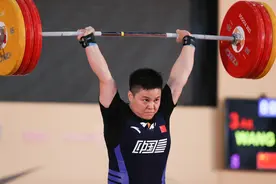 志在巴黎奥运会，两位湖北大力士出战韩国亚锦赛图片