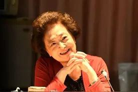 【点赞】这首名曲你一定听过！当年由她首次公演→图片