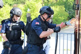 光明公安“闪光辅警”：在平凡中坚守，在奉献中闪光图片