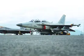 实弹射击“六发不中”，空中演习被批“表演”，美军事拉拢菲屡屡露怯图片