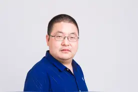 最潮科普星｜朱伟平：带领孩子探索机器人的世界图片