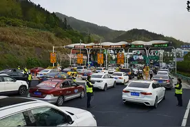 安徽交控集团奋力答好五一节假日保畅“答卷”图片