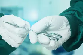 见习医生观摩手术，怎样才算不侵权图片