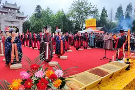 老子故里鹿邑举行益寿母亲节祈福大典图片