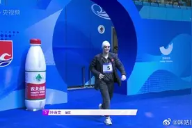 2023年全国游泳冠军赛：叶诗文头名晋级200蛙决赛，张雨霏晋级50自决赛图片