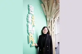 看看杨浦这位80后“氧气美女”校长图片