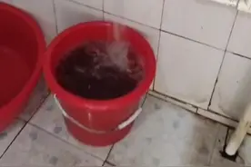 村民称河流遭污染水龙头流水又黑又臭，县政府：正调查处理图片