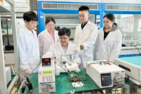 二氧化碳能制衣服？这个“零碳”制造技术打破多项世界纪录图片