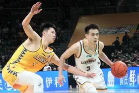 下半场发威，辽篮连续四年杀入总决赛图片