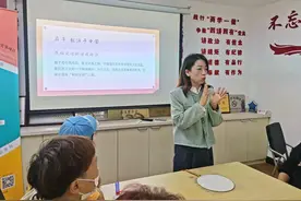 现代美和古典美的完美融合！他们自制永生花团扇，体验手工乐趣图片
