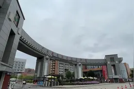 广西一高校学生洗澡时触电身亡？校方通报图片