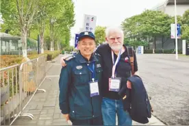 合肥保安大叔火了之后，网友：我身边还有……图片