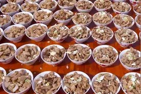 火了！河南一地请全国客商“吃大席”图片