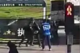 这一招制服，太帅了！图片
