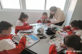 用画笔描绘知识，促学生全面发展图片