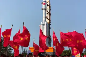 筑梦“天宫”｜“货运专列”再立功，长七向“智慧”火箭迈进图片