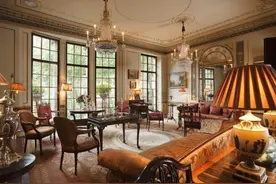 杭州一豪宅挂牌价近亿元 其中3000万元是屋内的油画图片