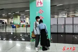 武汉地铁站能否增设更多“会合点”？快来这里说图片