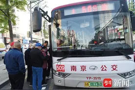 江心洲大桥首条公交线“大受欢迎”，南京的跨江公交线路还会增加吗？图片