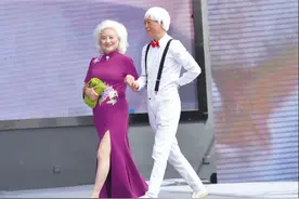 又帅又飒!老年模特团秀出快乐生活图片