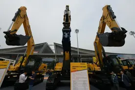 智慧赋能“让施工更简单”，山推12款“智造”产品亮相长沙展图片