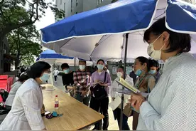 中考前，北京高中扎堆儿开放！小学生也来校园“赶场”图片