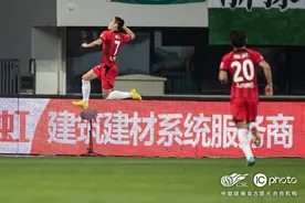 武磊领衔射手榜 闫相闯成为4月最佳球员 中超射手们年纪有点大图片