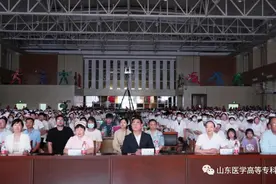 我们的护士，我们的未来——山东医学高等专科学校举办庆祝5.12国际护士节文艺汇演图片