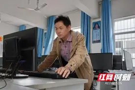 “幸福甜蜜跑”夫妻档：纪念结婚30周年 跑出爱情最美的样子图片