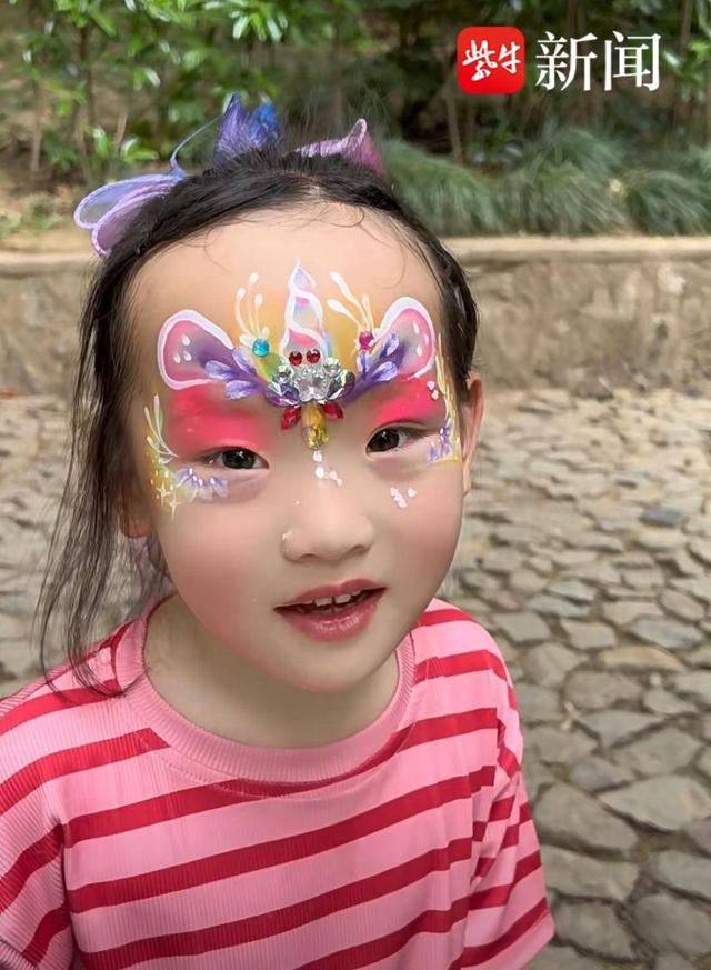 95后美术老师辞职摆摊画面部彩绘，圆了小朋友的童话梦