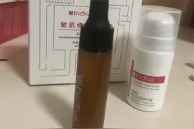 被投诉网售精华到手是空瓶，薇诺娜回应： 运输中产品“失水”图片