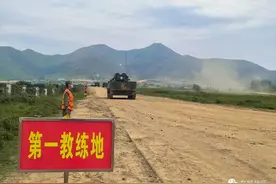 烎！“陆战之王”火力全开图片