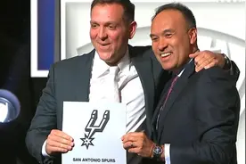 NBA乐透抽签出炉：马刺喜获状元签，黄蜂榜眼、开拓者探花图片