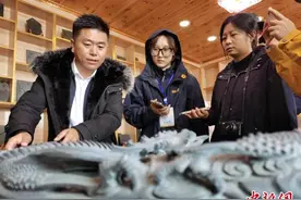青海高原“石刻艺术之乡”：国家级非遗成富民产业图片