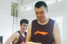 辽篮五虎将｜韩德君：坚守背后的情义无价图片