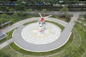 直升机空降！广州国家呼吸医学中心大坦沙院区首次完成空中转运患者接收图片