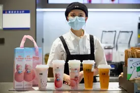 联手人气IP Kimmy&Miki，古茗超A桃桃系列升级回归图片