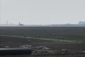 济宁大安机场完成首次降落起飞图片